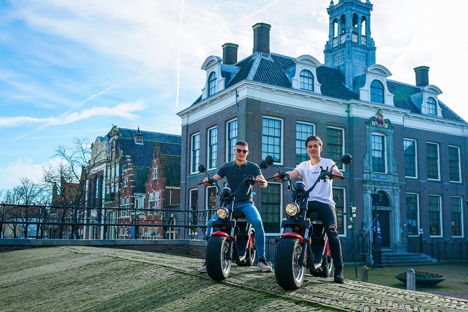 E-scooter rental Volendam - Countryside of Amsterdam - How much time should you rent?