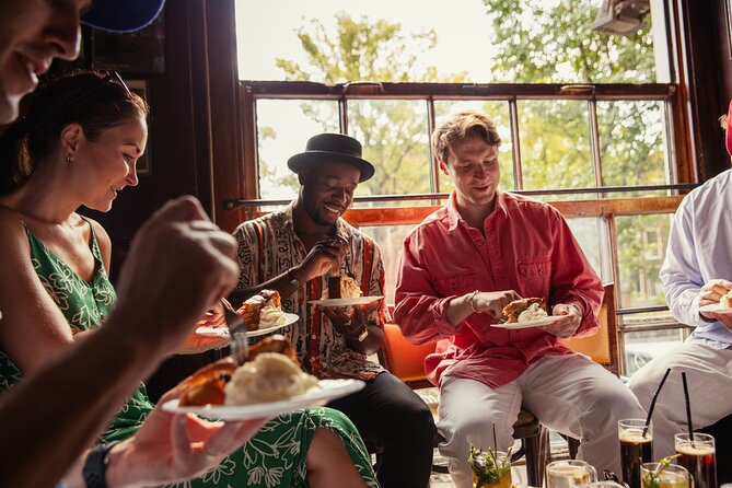 Eating Amsterdam: Food Tour & Canals Cruise - Papeneiland and the Jordaan: apple pie with a story