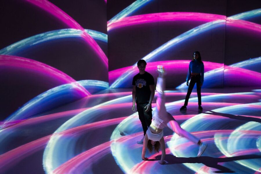 Eindhoven: Motion Experience Light Art Playground Ticket - How to Fit It Into an Eindhoven Day