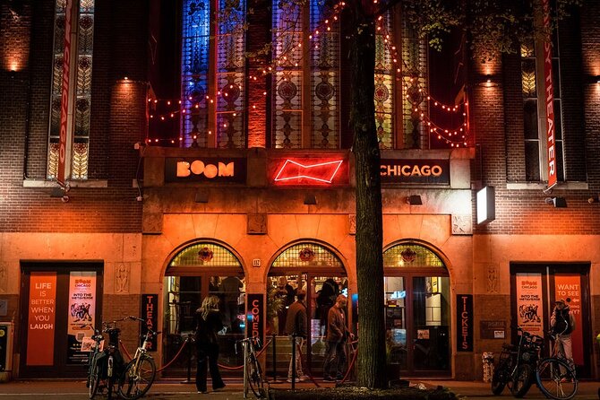 English Comedy Show Amsterdam: Boom Chicago - How the roughly two-hour show unfolds