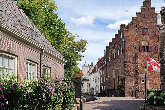 Escape Xperience in Amersfoort: the Hidden Coins - Muurhuizen, where the old wall becomes a street