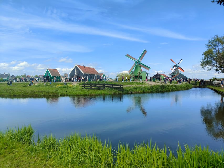 Excursion from Amsterdam to the windmills of Zaanse Schans - The journey from Amsterdam to the windmills