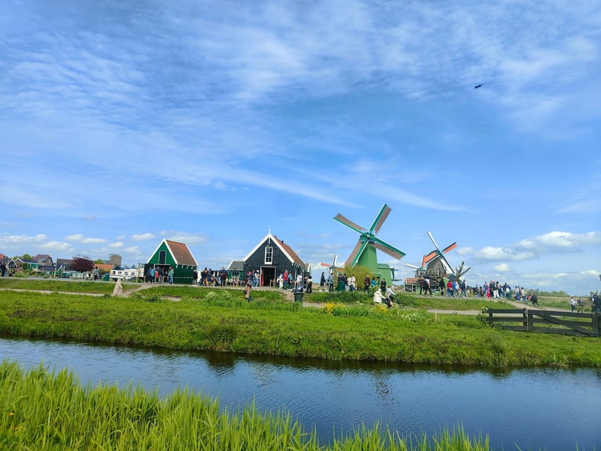 Excursion from Amsterdam to the windmills of Zaanse Schans - Cheese tasting and the Dutch clog demonstration