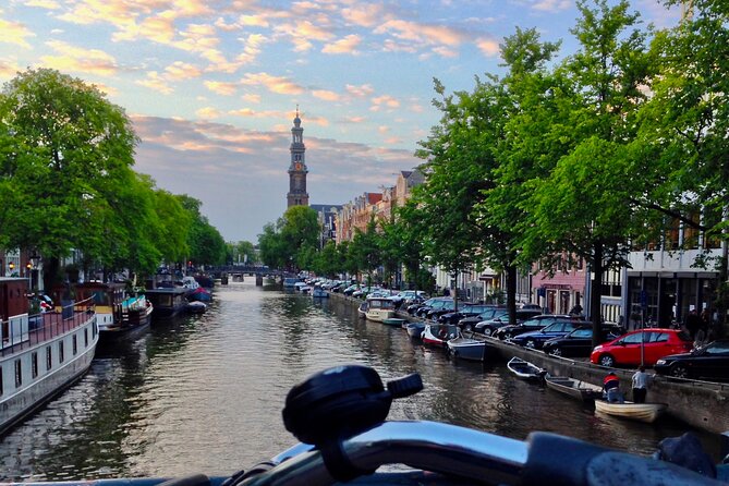 Explore hidden streets with friends - What Michael and Christian add to the walk