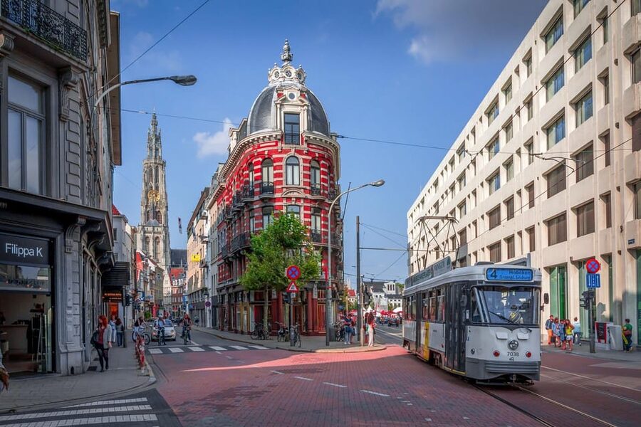 From Amsterdam: Antwerp & Ghent Full Day Tour - Antwerp’s Diamond District