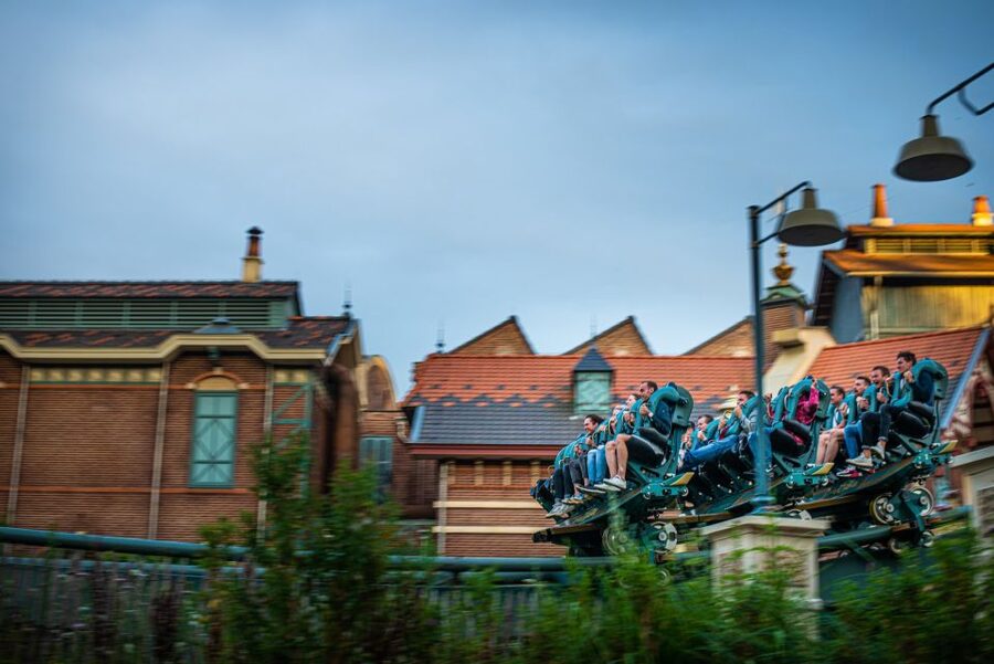 From Amsterdam: Day Trip to Efteling Theme Park with Ticket - Why Efteling makes a fine day trip from Amsterdam