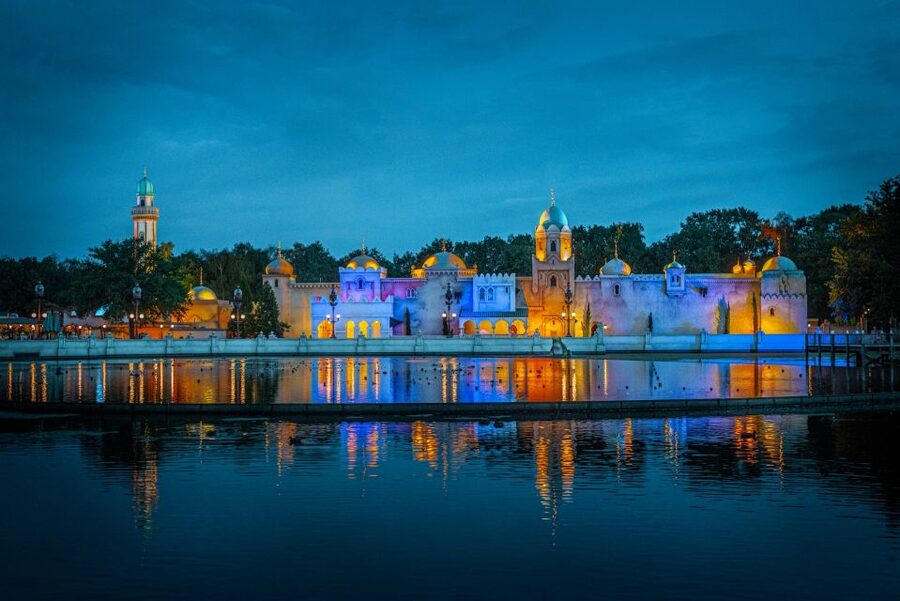 From Amsterdam: Day Trip to Efteling Theme Park with Ticket - Six roller coasters and four dark rides