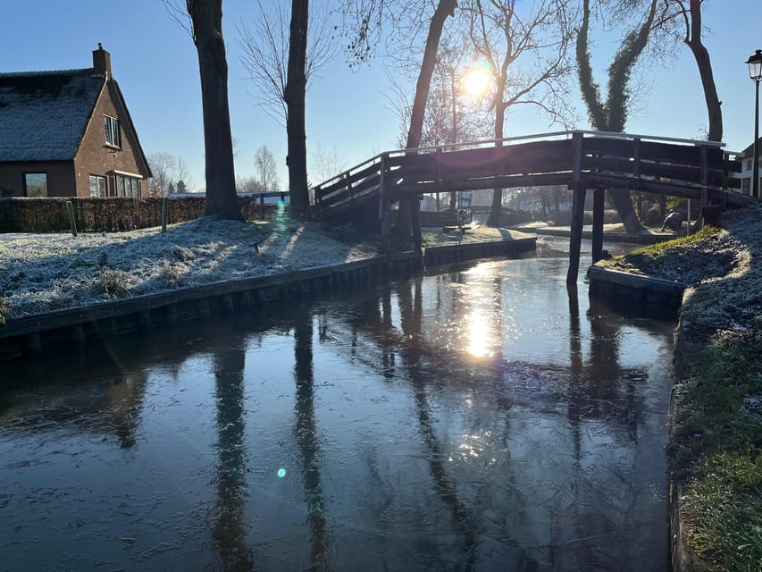 From Amsterdam: Giethoorn Small Group Tour with Boat Ride - What the guides do especially well