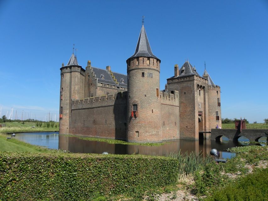 From Amsterdam: Private Day Trip to the Dutch Castles - Two castles, two very different chapters of Dutch history