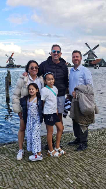 From Amsterdam, Private tour in Tesla, Windmills & Volendam. - A countryside sampler from an Amsterdam hotel