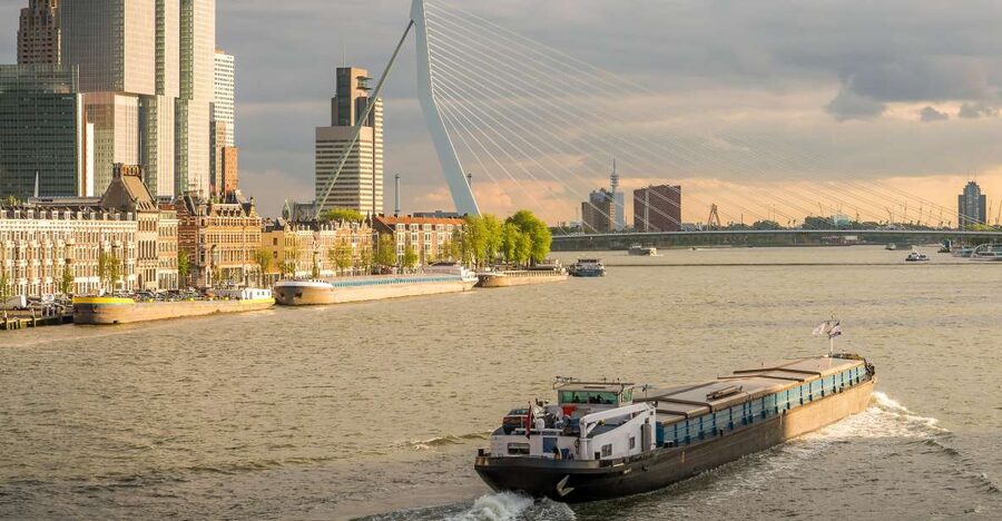 From Amsterdam: Rotterdam and The Hague Tour in Spanish - Why pair The Hague with Rotterdam?