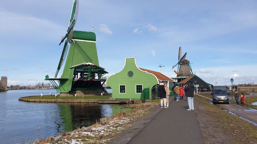 From Amsterdam: Small Group Zaanse Schans and Volendam Tour - Zaanse Schans, where Dutch traditions are on display