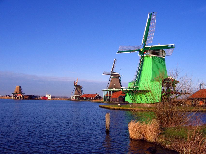 From Amsterdam: Small Group Zaanse Schans and Volendam Tour - Food, costumes and useful photo stops