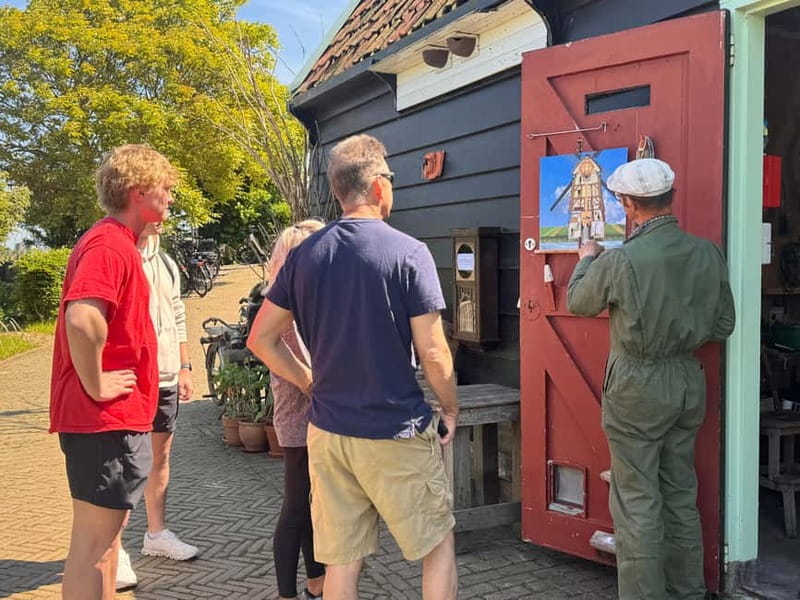From Amsterdam: Zaanse Schans Windmills & More - E-Bike Tour - Who should book this experience?
