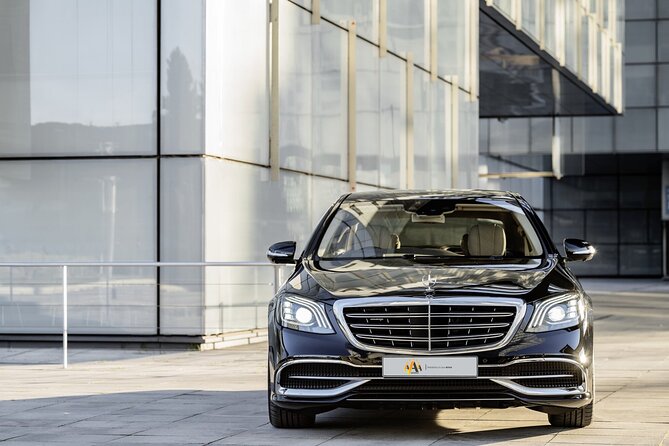 Full-Day Executive Chauffeur Service in Amsterdam - Price, mileage, and group value