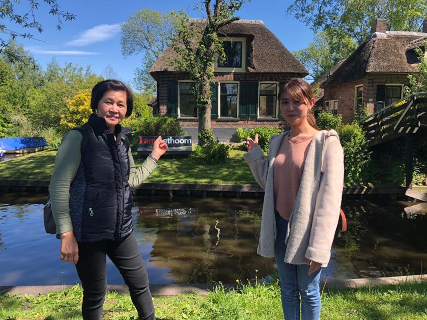 Giethoorm & Exploring the North of The Netherlands Tour - Seeing Giethoorn on foot