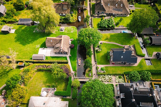 Giethoorn and Afsluitdijk Day Trip from Amsterdam with Boat Trip - Why the Afsluitdijk matters