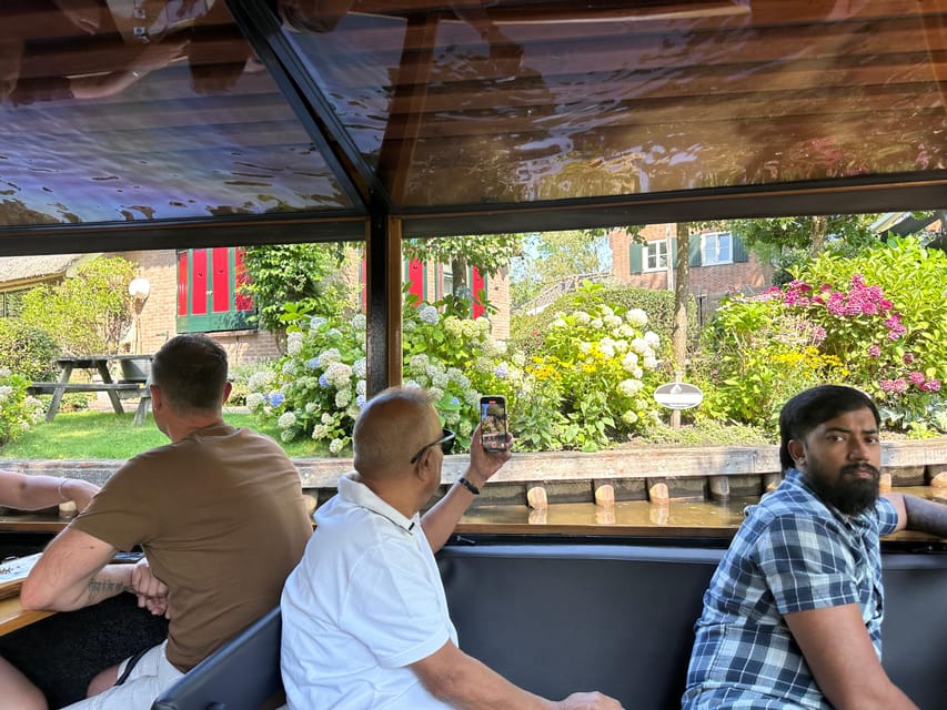 Giethoorn: Round trip from Amsterdam optional guided cruise - Who will get the most from this experience