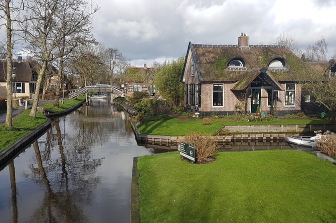 Giethoorn Small-Group Tour from Amsterdam (Max. 8 People) - Practical details before you reserve