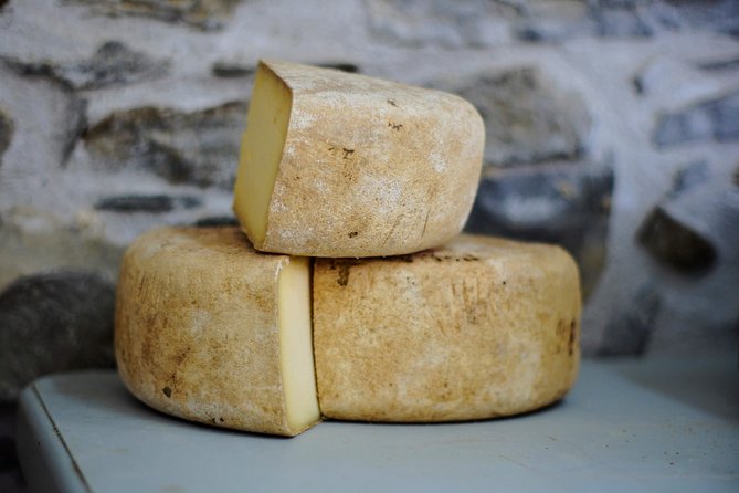 Gouda Private Walking Tour: History, Architecture & Cheese - What the private format adds