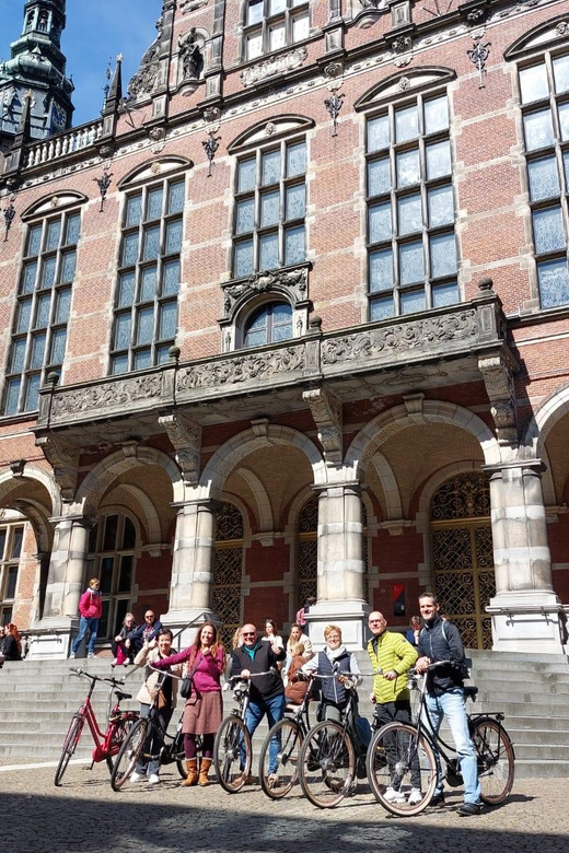 Groningen: City Highlights Bike Tour - Grote Markt and Groningen’s main meeting place