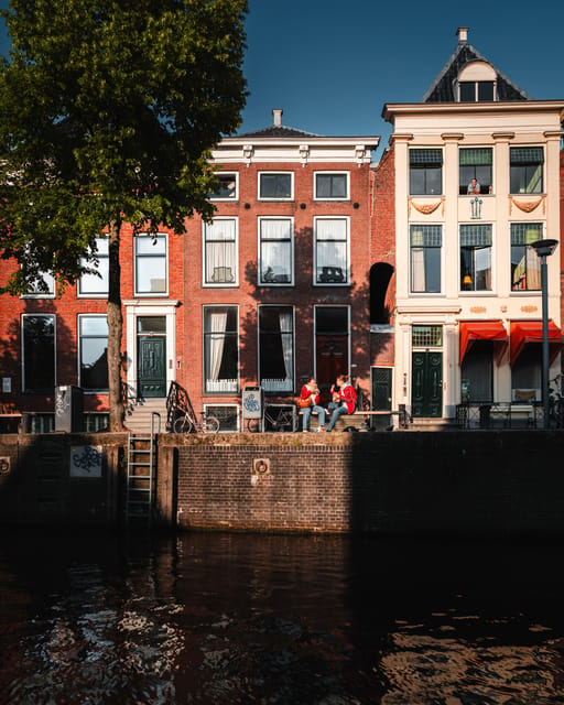 Groningen: Informative city canal cruise + drinks & cookies - Key points to know before booking
