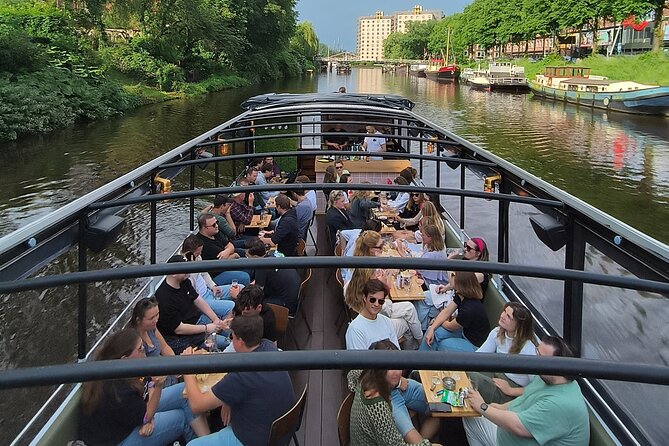 Groningen: Terrace Boat Experience with a Cozy Bar: 1.5 Hours - No guide, and why that changes the experience