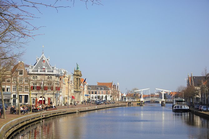 Guided Food Tour Haarlem (4-8 guests) - Old City - Six stops, from chocolate to herring
