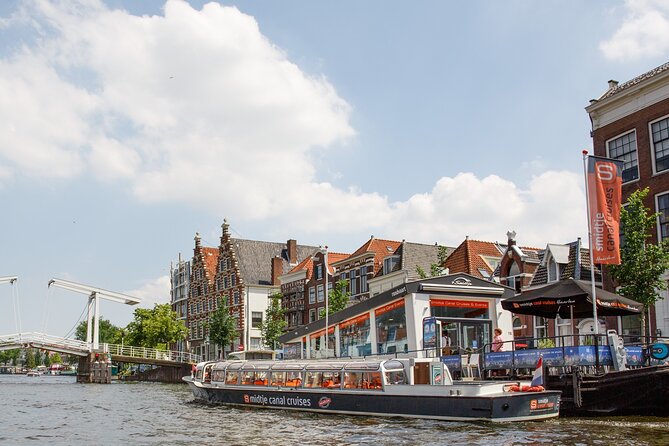 Haarlem: 50 minutes Boat Cruise - Frans Hals Museum and the city’s art side