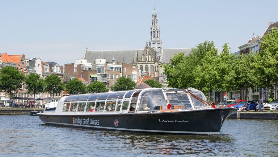 Haarlem: Dutch Windmill & Spaarne River Sightseeing Cruise - Following the Spaarne Through Haarlem