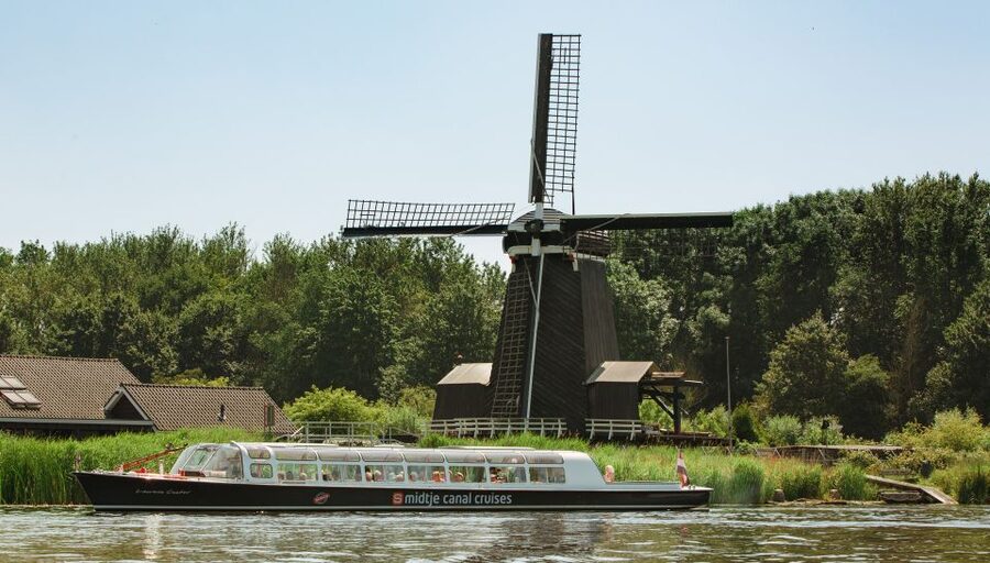 Haarlem: Dutch Windmill & Spaarne River Sightseeing Cruise - The Unicorn Windmill and the Route Beyond