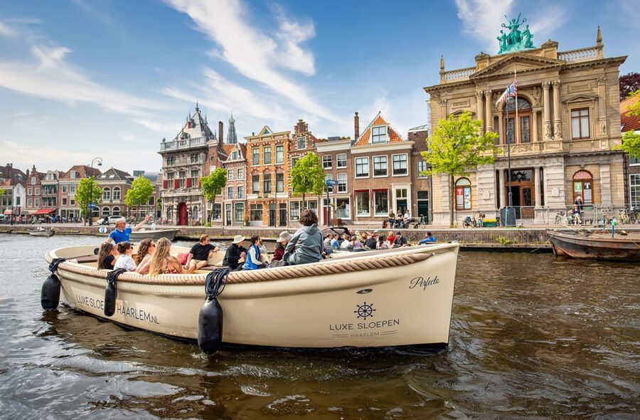 Haarlem: Guided Highlights Canal Cruise on Open Boat - Why Haarlem makes sense from the water