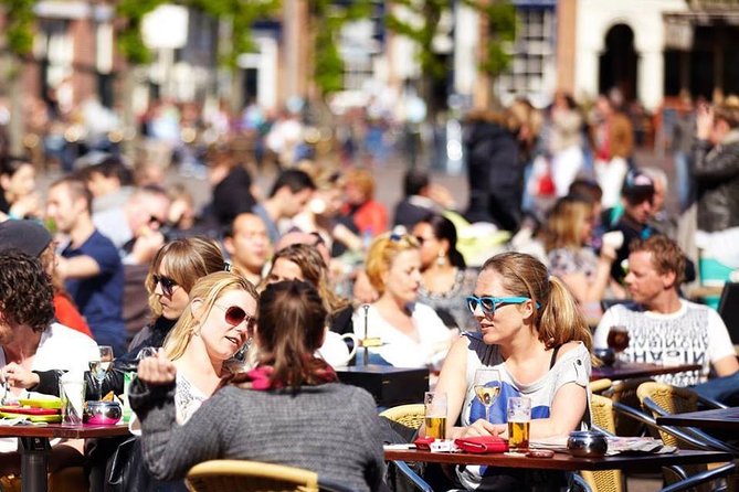 Haarlem Old Town Private Walking Tour - A WWII hiding place and Dutch courage