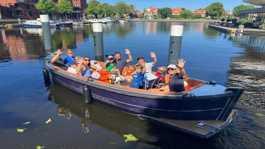 Haarlem: Self-Drive Private Electric Boat Rental - Key points to know before booking