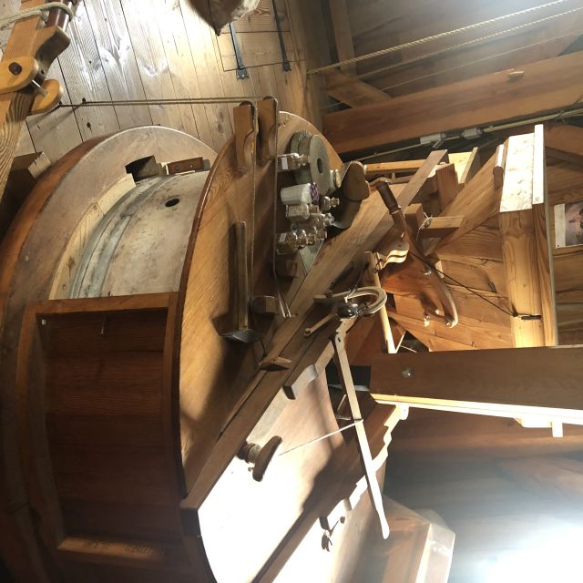 Haarlem: Windmill 'De Adriaan' Guided Tour - Climbing to the milling floor