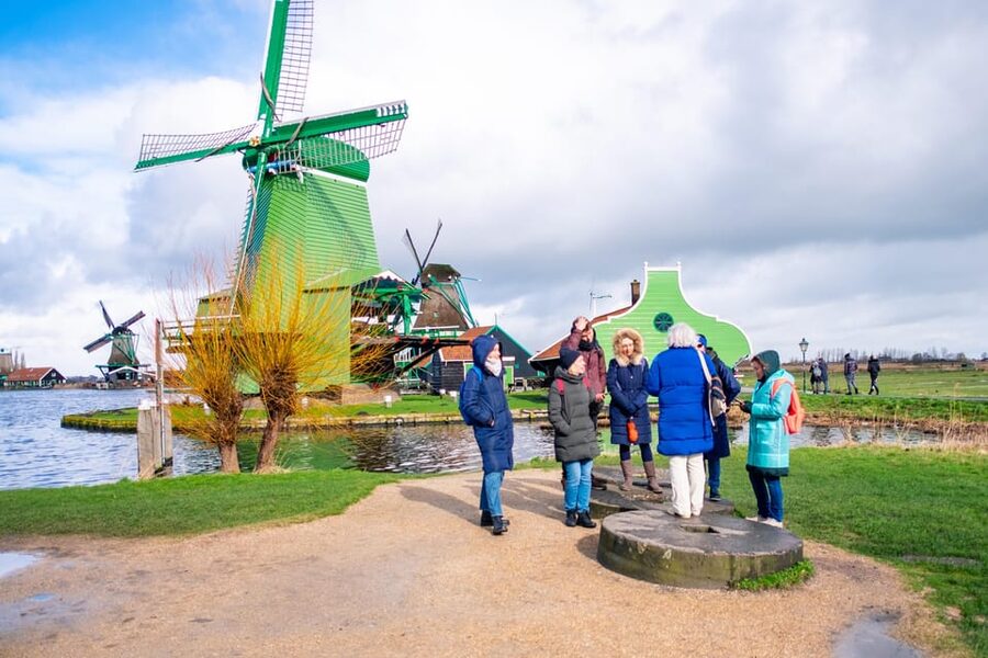 Half-Day Private Guided Sightseeing Tour of Zaanse Schans - A secret stop and the stories behind the mills
