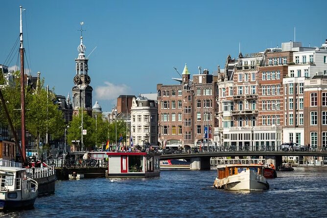 Highlights and Local Insights Canal Cruise Tour in Amsterdam - What the small electric boat changes
