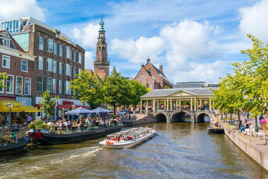 Historical Leiden: Private Walking Tour with a Local Guide - Starting at Beestenmarkt