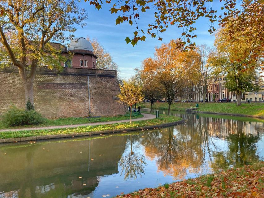 Historical Utrecht: Private Walking Tour with a Local Guide - The Golden Age and Utrecht’s changing role
