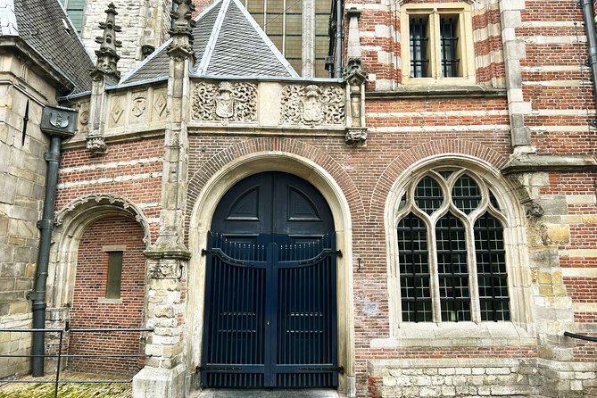Historical Walking Tour, private with local Dutch guide - Starting at the Weeping Tower