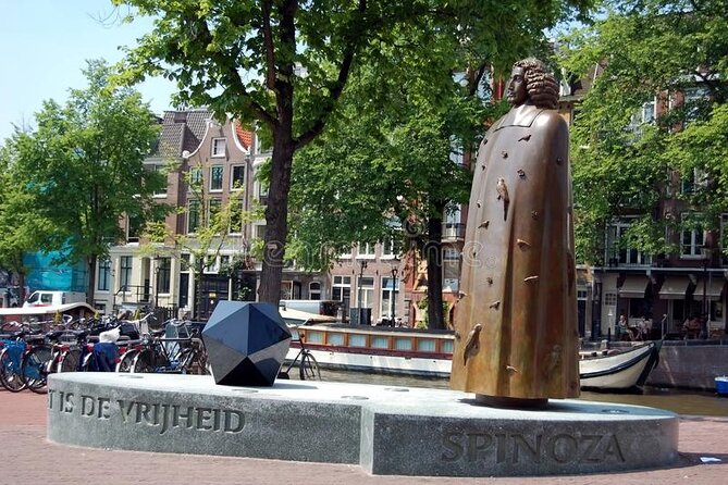 Jewish Amsterdam Private Walking Tour - The Dockworker and Jewish resistance