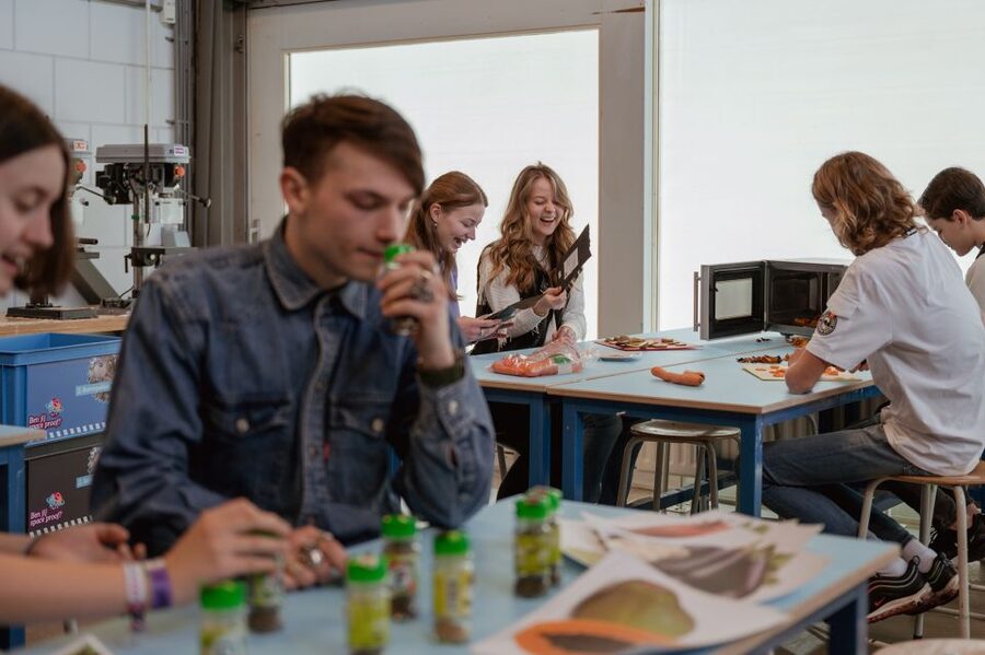 Kerkrade: Discovery Museum Entry Ticket - A museum where science becomes a hands-on activity