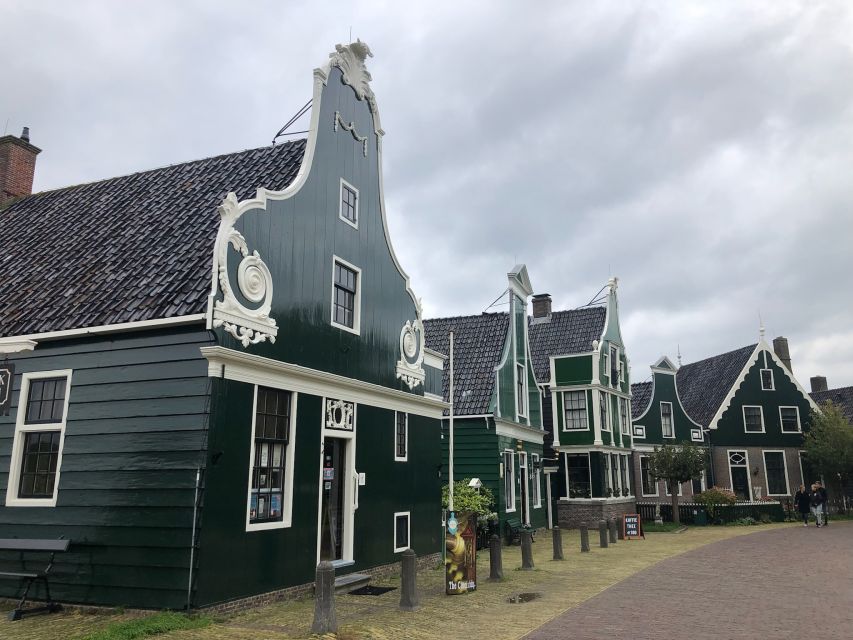 Keukenhof, Tulip Farm, Flower Fields & Windmills - The Beemster route and its working mill