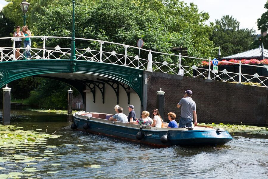 Leiden: Guided City Canal Cruise - Key points at a glance