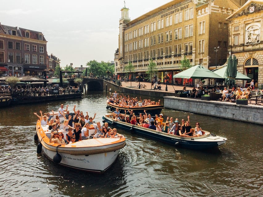 Leiden: Guided City Canal Cruise - The first stretch through Leiden’s historic center