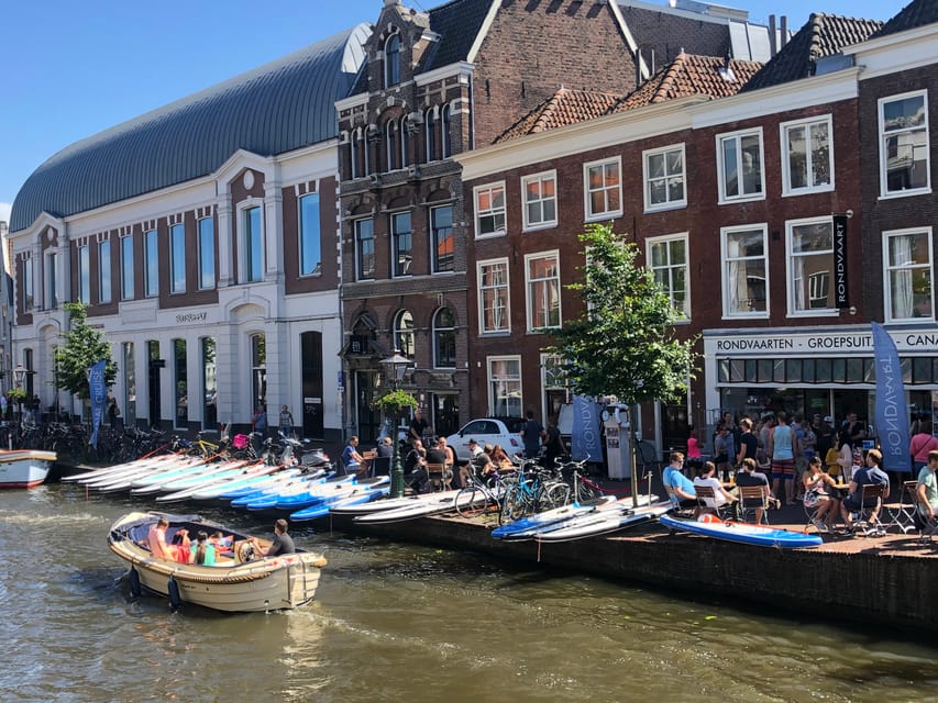 Leiden: Paddleboard Rental to Explore Leiden's Canals - Why the private group format helps