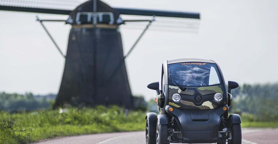 Lisse: Drive-it-Yourself Dutch Countryside GPS Audio Tour - Following the GPS Through South Holland