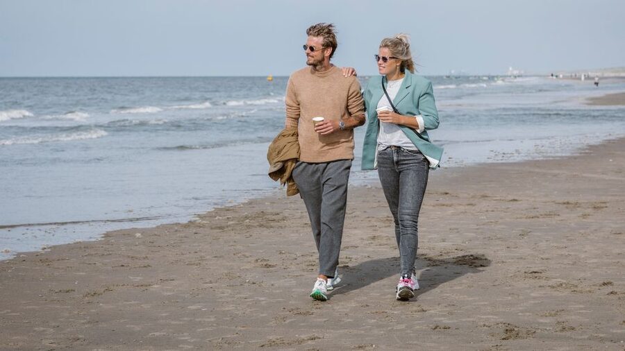 Lisse: Drive-it-Yourself Electric Dune & Beach Audio Tour - Following the 39-kilometer GPS route