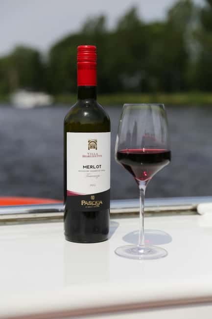 Local Cheese and Wine Cruise through Haarlem - Is $40 a fair price?