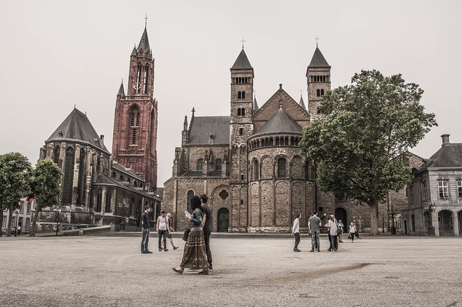 Maastricht Privat Sightseeing City Walk - The extra corners make the walk personal